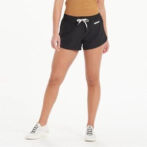 Vuori clementine shorts in black